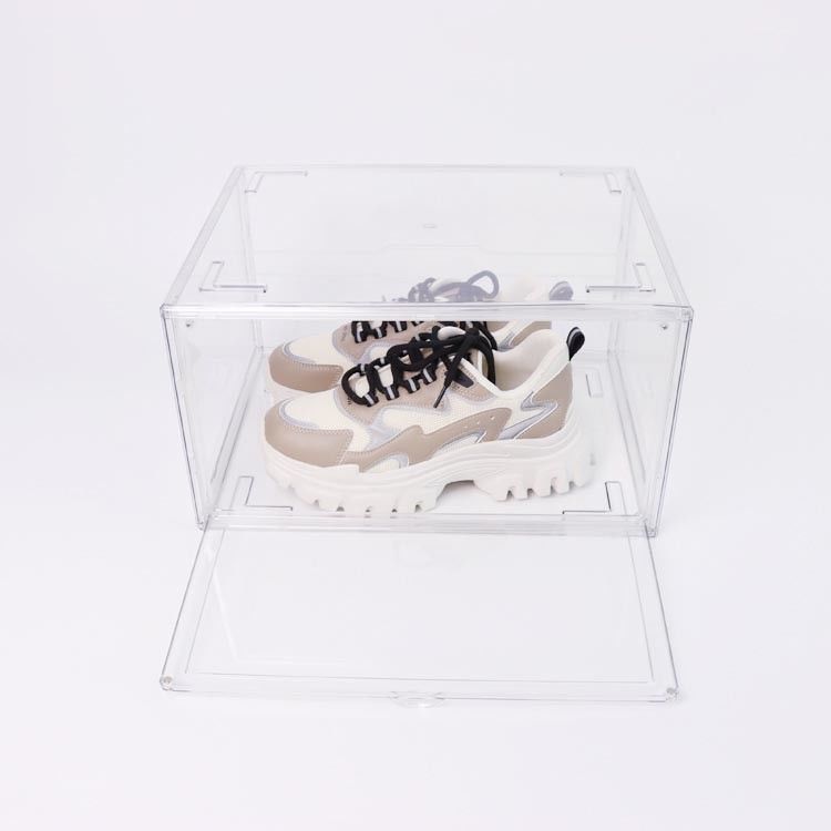 Boîte à chaussures acrylique claire de porte magnétique empilable transparente